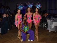 Beeindruckende Tänze, Livemusik und feurige Rhythmen der Samba-Gruppe Tropical Brasil gab es bei der Großen Prunksitzung der Bayreuther Mohrenwäscher.  (Foto: sd)