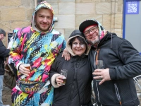 Am Faschingsdienstag feiern die Menschen in Bayreuth ausgelassen, viele kommen verkleidet in die Innenstadt, bevor am Aschermittwoch die Fastenzeit beginnt. (Foto: sd)