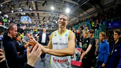 Nate Linhart &amp; Co. feierten am Mittwoch den ersten Sieg der Saison. – Foto Thorsten Ochs (Foto: Thorsten Ochs)