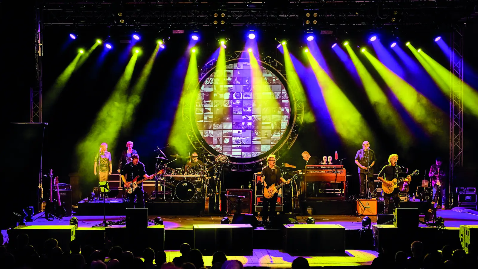 echoes, Pink Floyd Tribute live im Amphitheater Schloss Philippsruhe, Hanau am 13.09.2025<br> (Foto: Klaus Manns, Klaus Manns Music Photography)