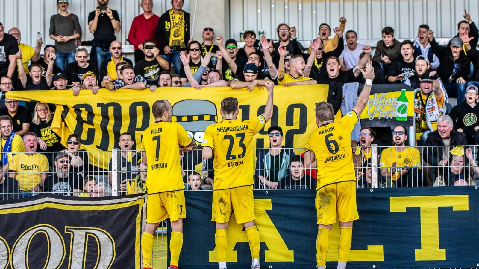 Nun haben alle drei für die kommende Saison zugesagt: Alexander Pill,er Philip Messingschlager und Christopher Kracun. (Foto: SpVgg Bayreuth)