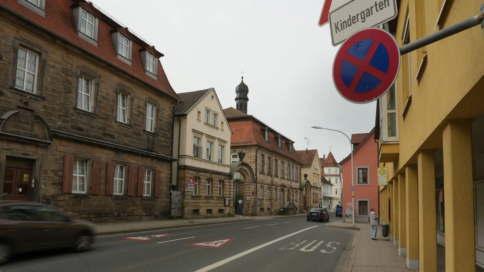 Der einspurige Umbau der Erlanger Straße (Bild) dürfte zumindest in weite Ferne rücken. (Foto: Stadt Bayreuth)
