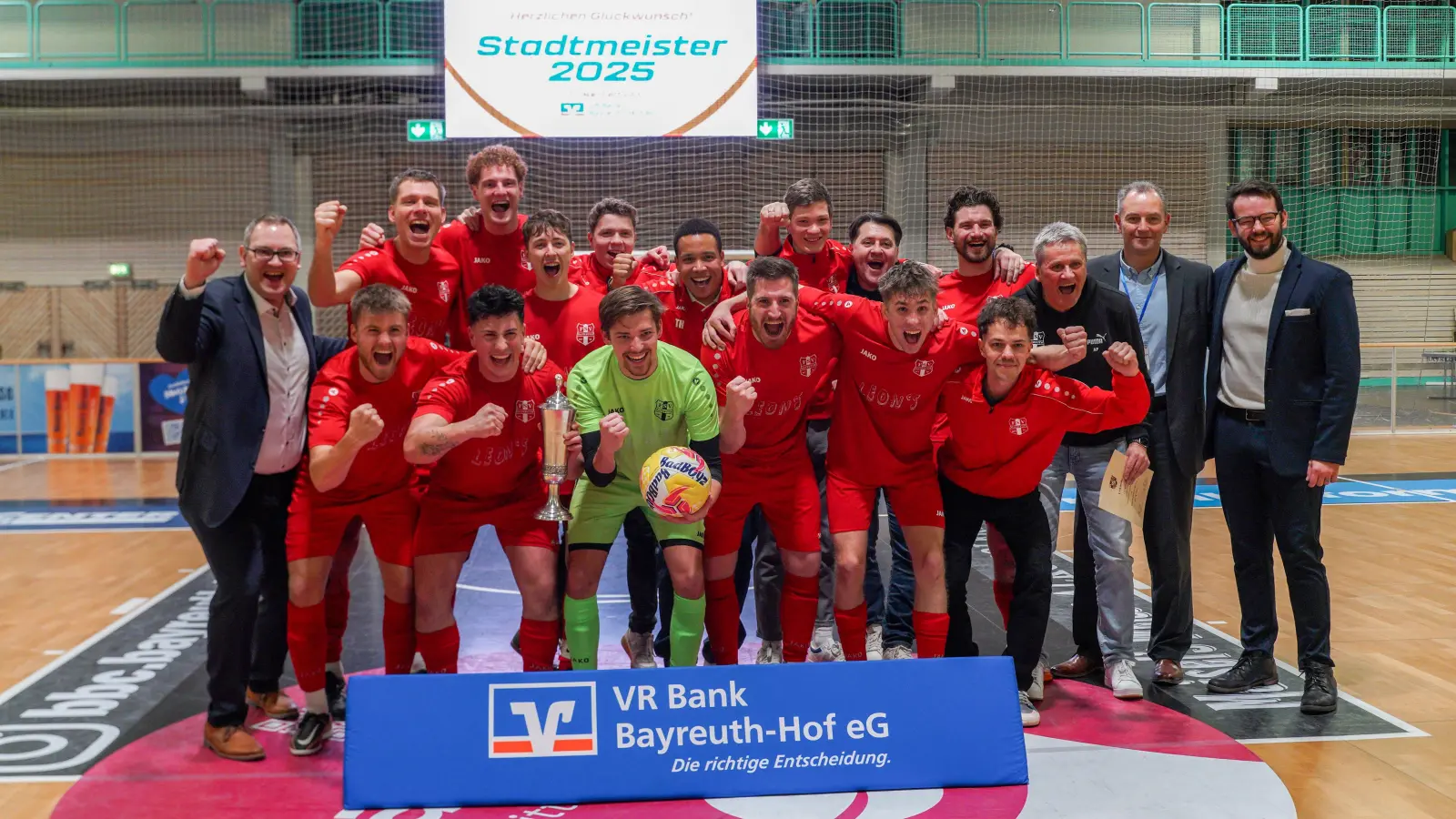 Das Team des FSV Bayreuth ist Hallen-Stadtmeister 2025. (Foto: sd)