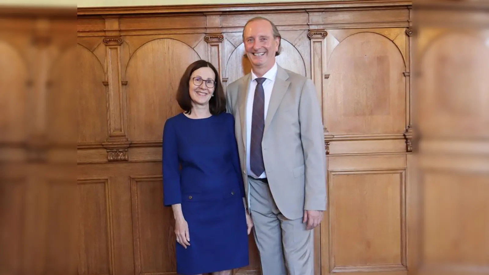 Martina Usselmann, Vorsitzende Richterin am Oberlandesgericht Bamberg und Raffaele Trotta, Präsident des Landgerichts Coburg (Foto: J. Härtlein)