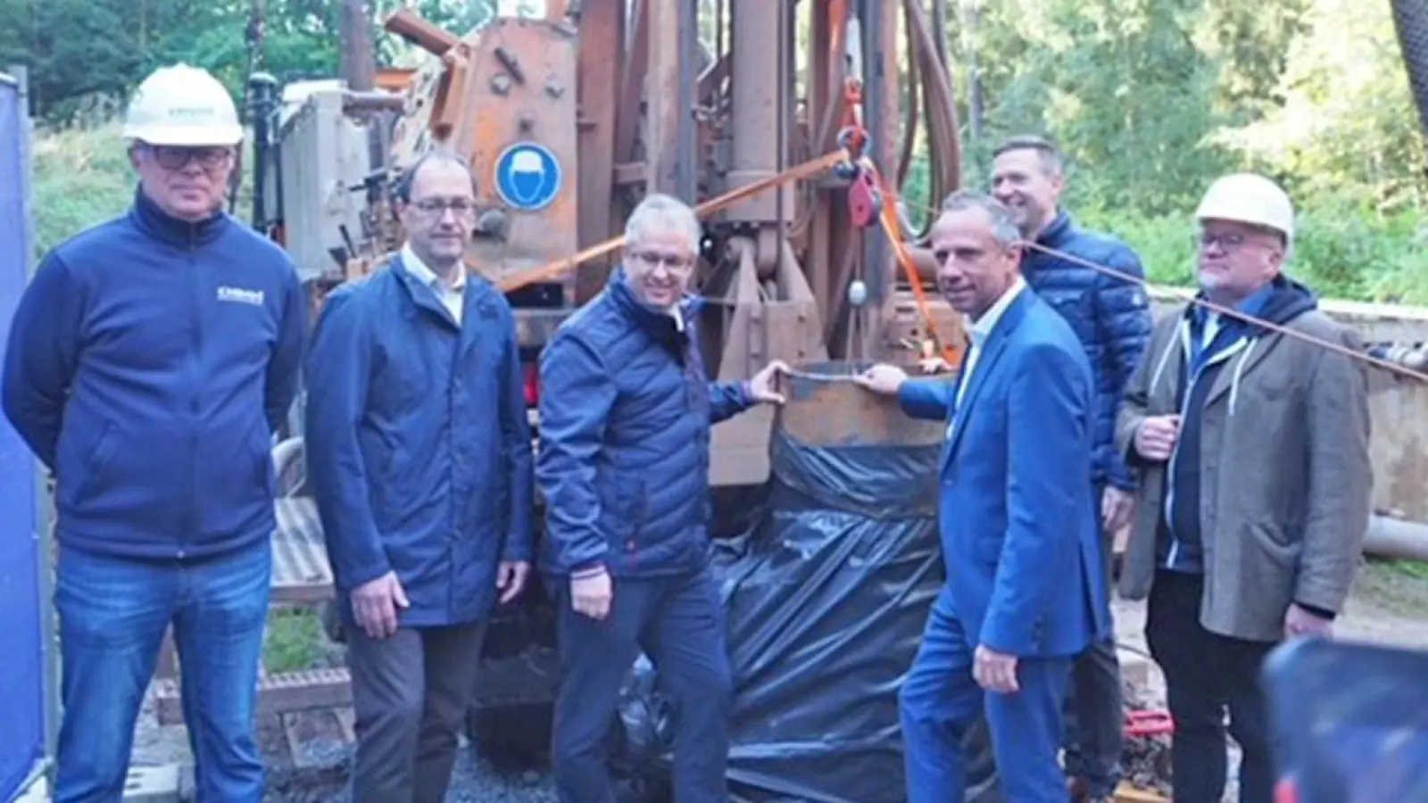 Fast 200 Meter tief: Hier im Landkreis Bayreuth wird ein neuer Tiefbrunnen gebohrt - Wasserversorgung sichern (Foto: Verwaltungsgemeinschaft Creußen/Klaus Baumgärtner)