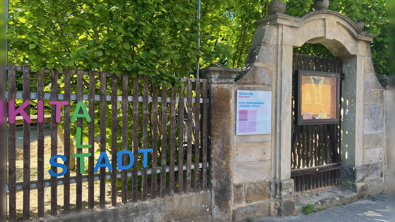 Der evangelische Kindergarten in der Bayreuther Altstadt: Keine Generalsanierung möglich? (Foto: gmu)