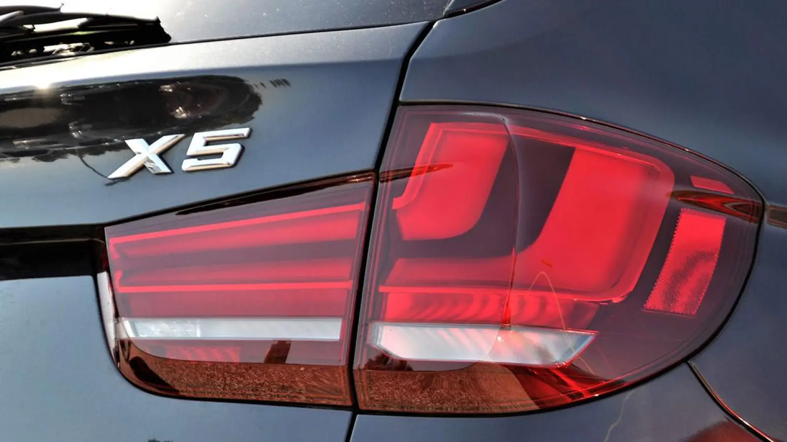 Polizei Bayreuth: Und erneut hat es einen BMW getroffen (Foto: red)