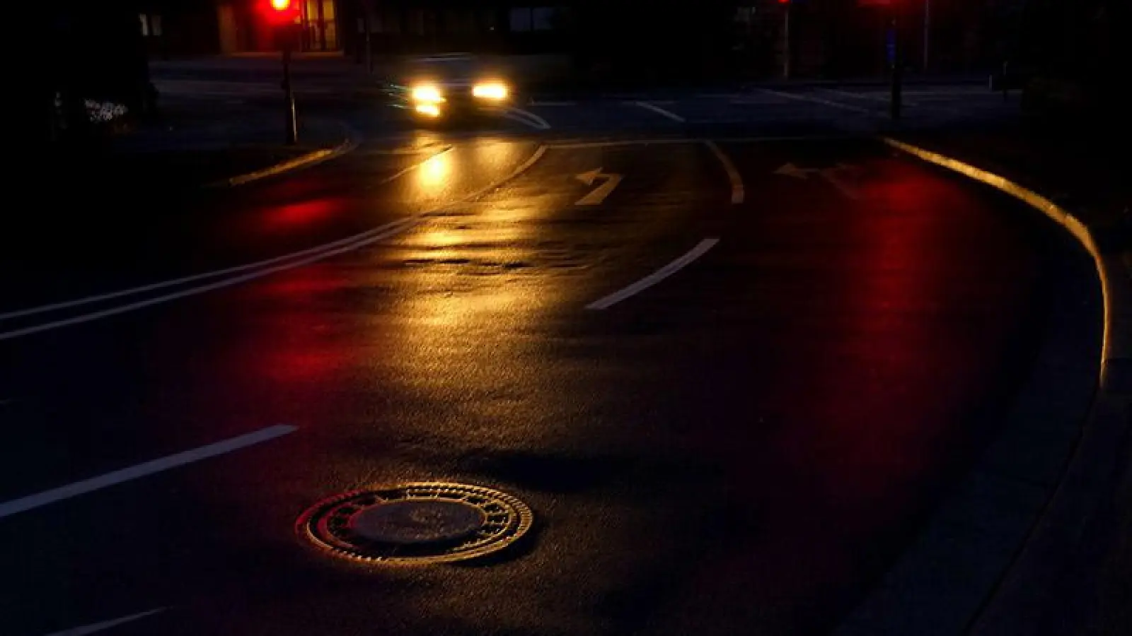 Die dunkle Jahreszeit - Schutz im Straßenverkehr (Foto: pixabay)