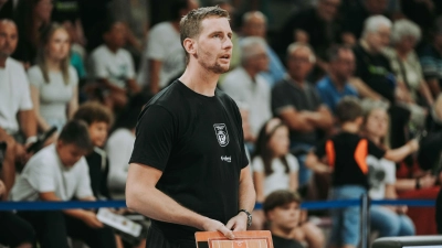 Herz und Leidenschaft zu zeigen fordert Headcoach Vincent van Sliedregt (Bild) zum Saisonauftakt in Koblenz von seinem Team. (Foto: Thorsten Ochs)