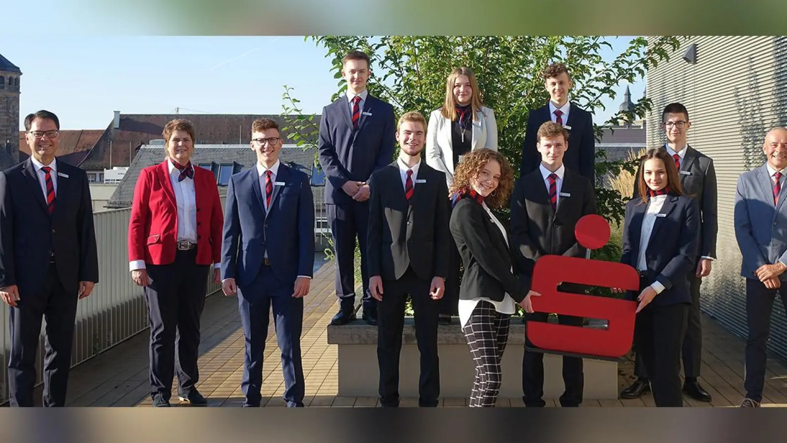 Nachrichten Bayreuth: Die neuen Azubis der Sparkasse (Foto: red)