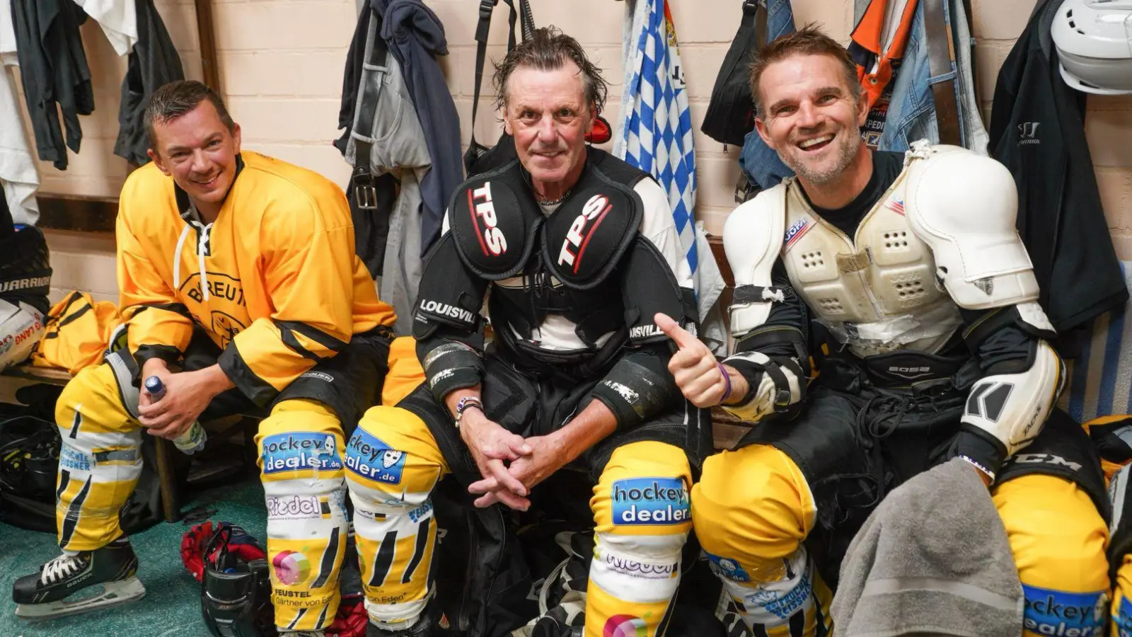 BILDER: Legendenspiel des EHC Bayreuth (Foto: Dörfler)