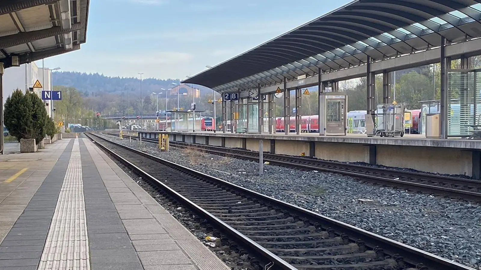 Keine bis wenige Züge am Bayreuther Hauptbahnhof sind von Donnerstag- bis Freitagabend am Bayreuther Hauptbahnhof zu erwarten. (Archivbild: Lenkeit)