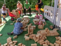 Trotz hochsommerlicher Temperaturen kamen mehrere Tausend kleine und große Besucherinnen und Besucher in die Landwirtschaftlichen Lehranstalten des Bezirks Oberfranken (Foto: sd)