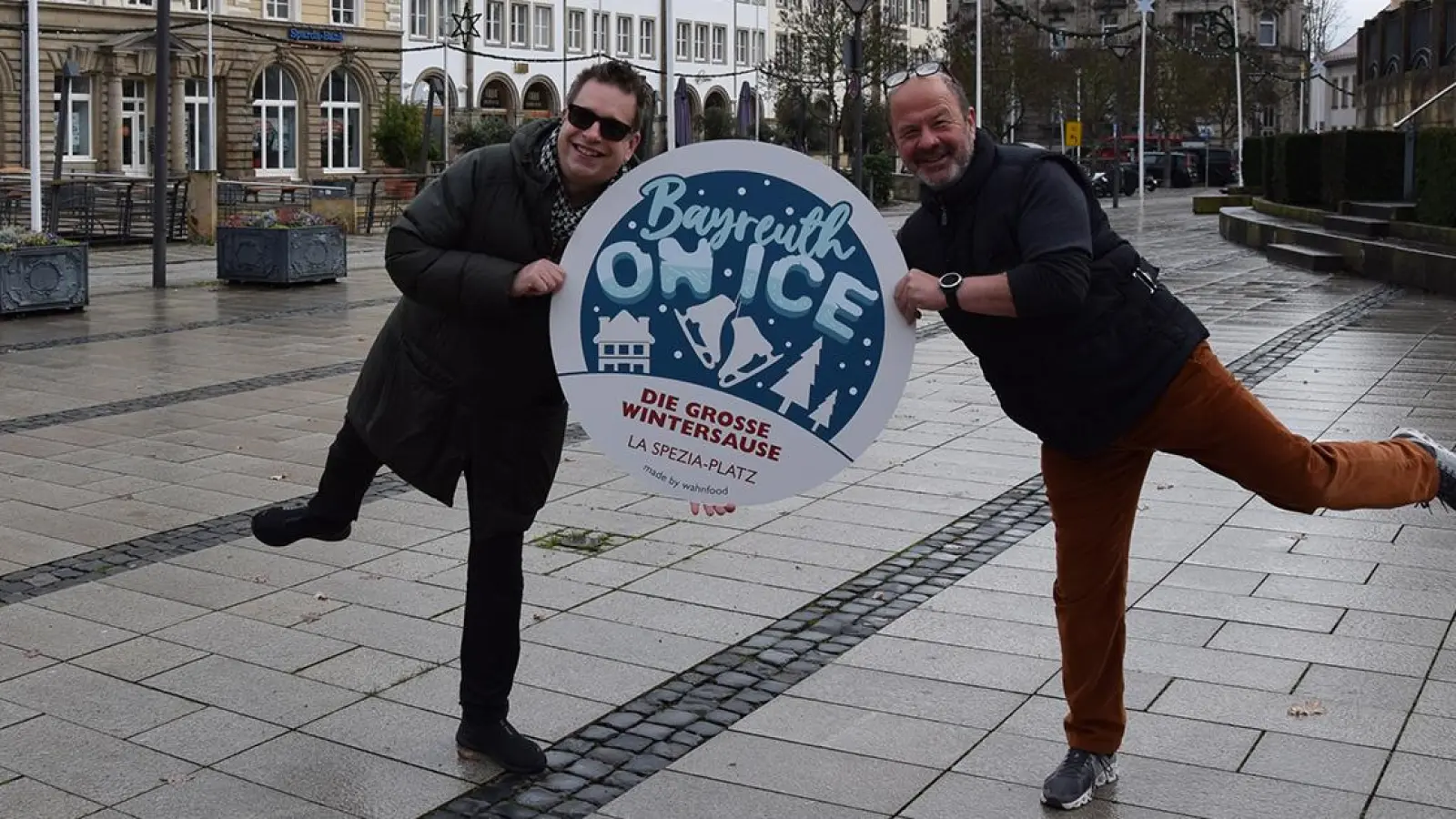 Axel Gottstein und Engin Gülyaprak freuen sich auf Bayreuth on Ice. (Foto: Lenkeit)