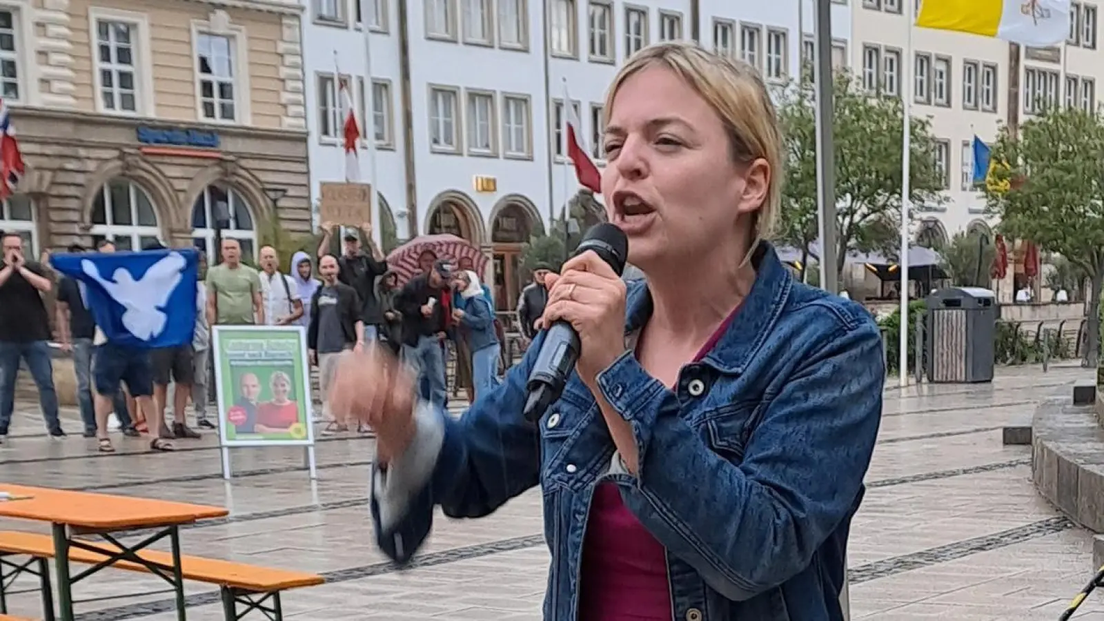 Katharina Schulze (Grüne) wurde in Bayreuth als Kriegstreiberin beschimpft. (Foto: Mirjam Körner)