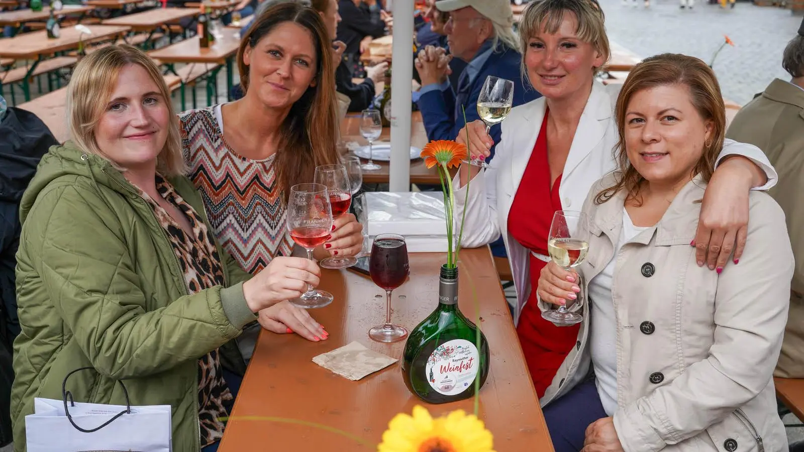 Bayreuther Weinfest auf dem Stadtparkett (Foto: Dörfler)