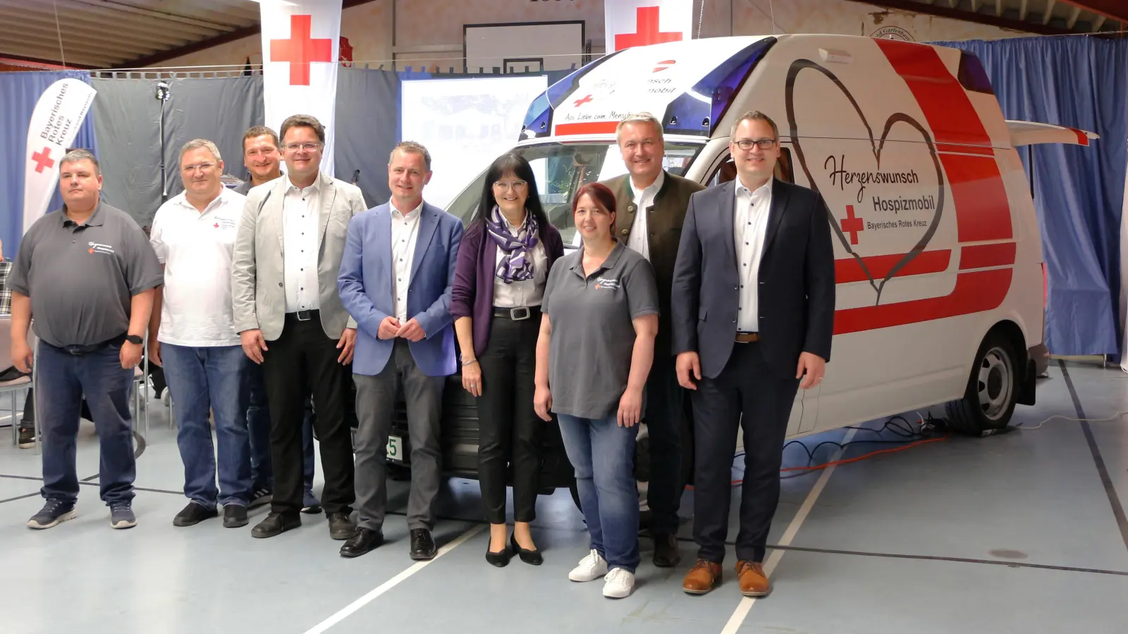 Das neue Fahrzeug wurde am vergangenen Freitag eingeweiht.  (Foto: red )