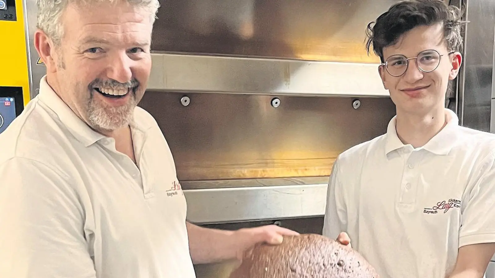 Azubi mit Abi: Bertram Völkl hat im September seine Bäckerlehre in der Bäckerei Lang in Bayreuth begonnen. (Foto: red)