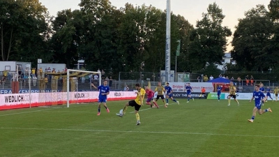 Nach einem 0:1-Rückstand drehte die Altstadt das Spiel gegen Viktoria Aschaffenburg binnen weniger Minuten. (Foto: Stefan Dörfler)