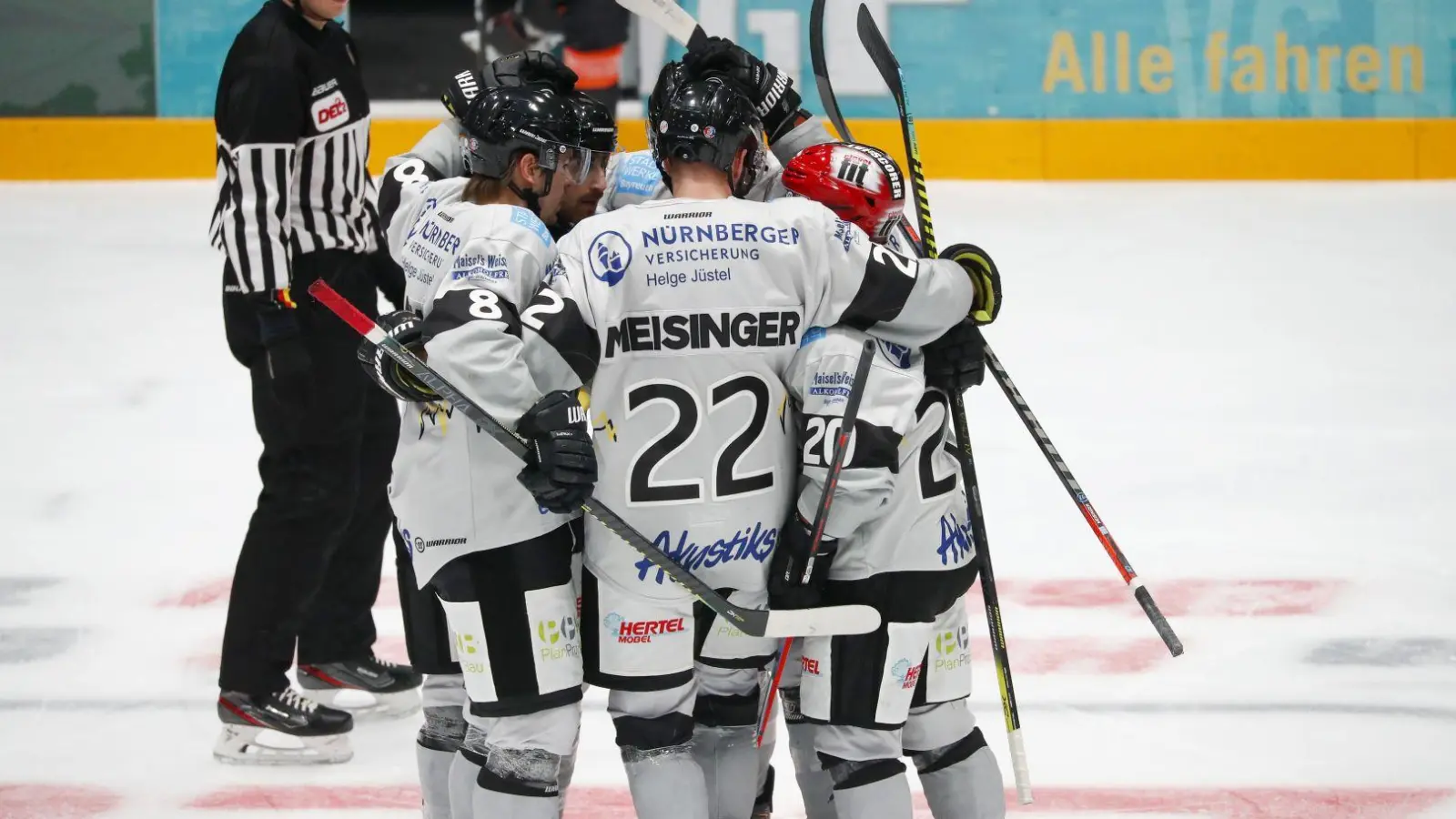 Ex-Löwe Dominik Meisinger und seine Nebenleute mussten sich in Frankfurt 3:5 geschlagen geben. (Foto: Peter Kolb)