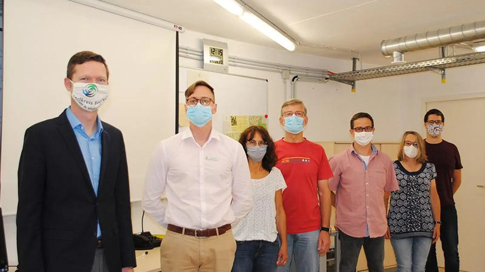 Ein Teil des Teams der FüGK: v.l. Landrat Florian Wiedemann, der Leiter der FüGK Roman Böhm, Sabine <br>Schüllner, Peter Hering, Alexander Kießling, Karen Görner-Güttling und Armin Kögel. (Foto: Jessica Mohr)