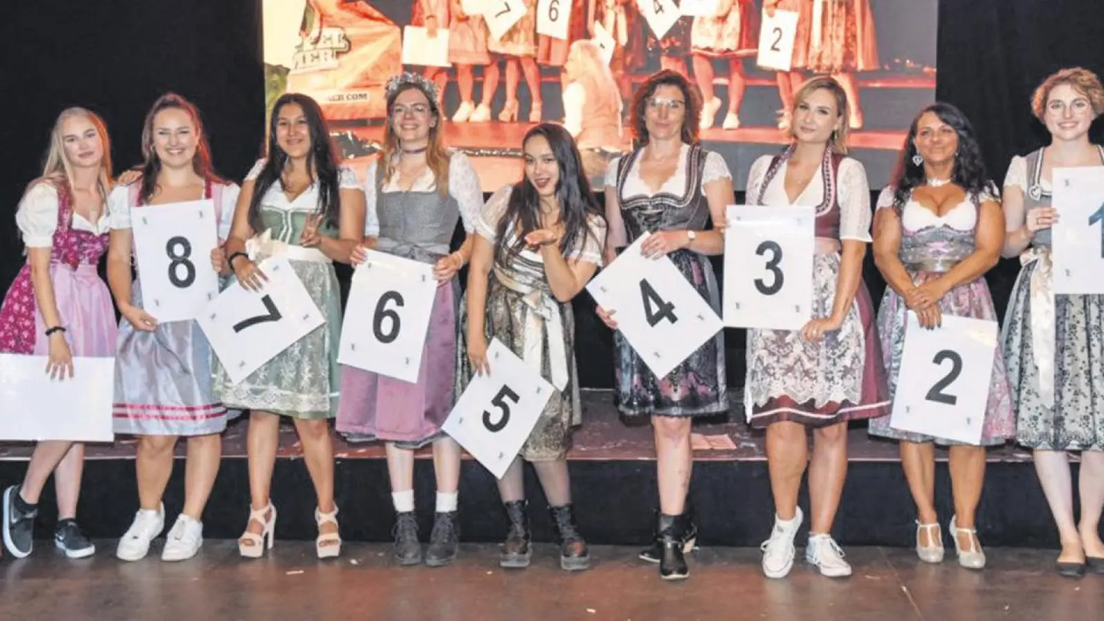 Die Kandidatinnen der Misswahl 2022. (Foto: Dörfler)