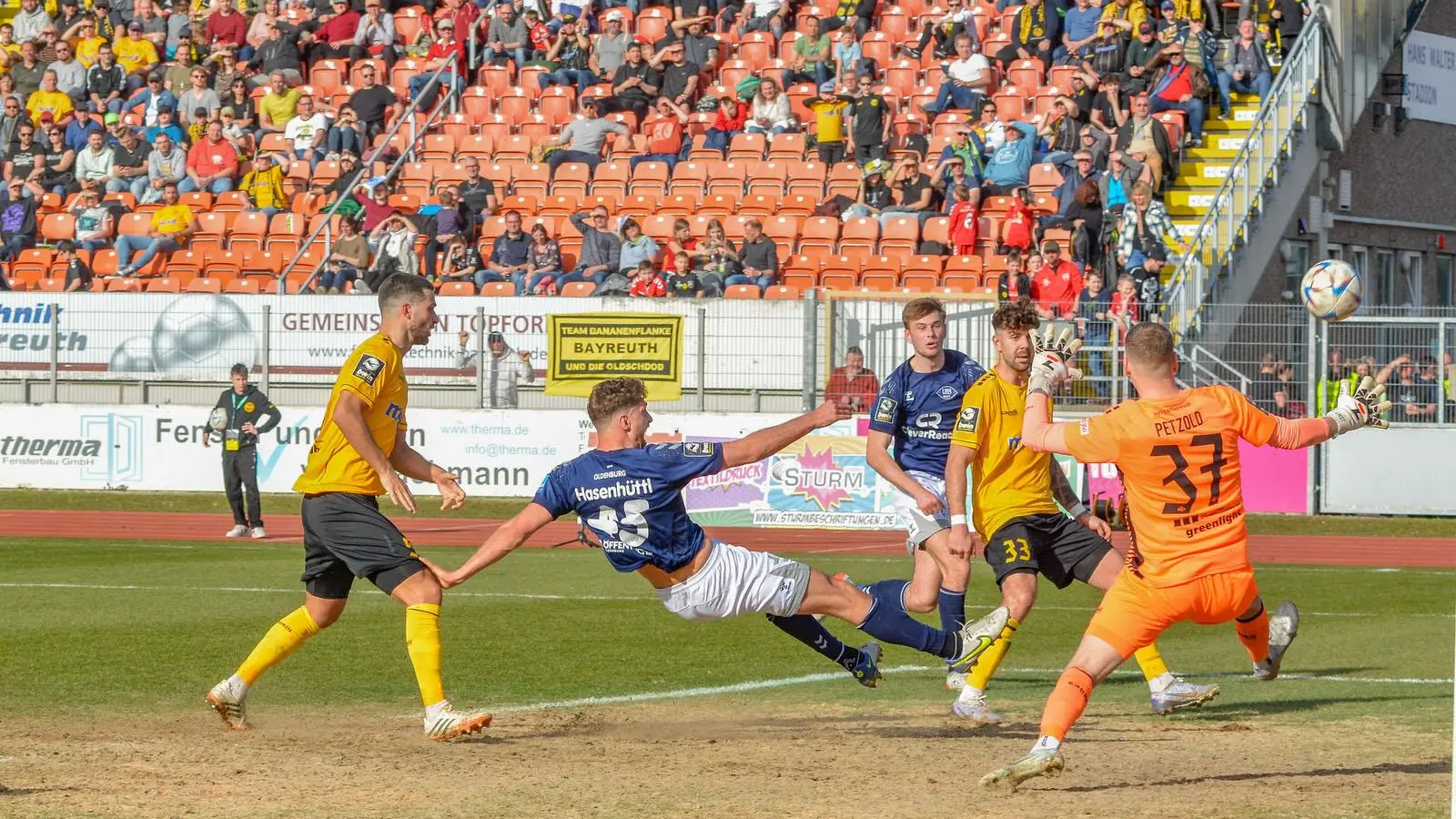 SpVgg Bayreuth verliert gegen VfB Oldenburg (Foto: Dörfler)