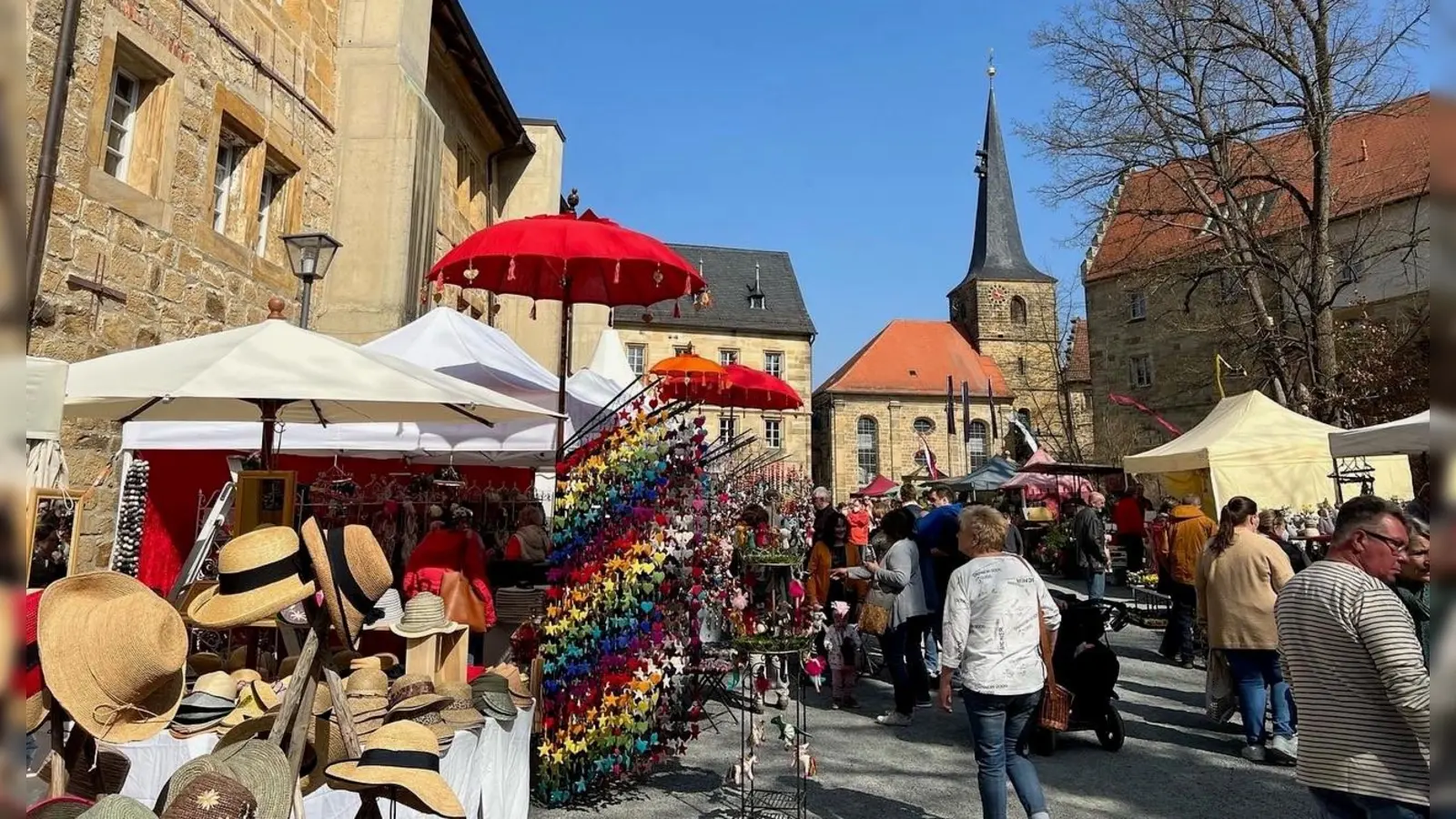 Der Lenzrosen- und Ostermarkt in Thurnau findet wieder rund um Schloss Thurnau mit rund 100 Ausstellern statt.  (Foto: red )