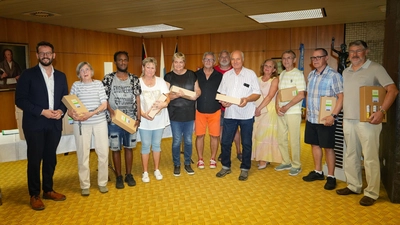 Oberbürgermeister Dr. Andreas Zippel dankte den Schulweghelferinnen und -helfern für deren Einsatz für die schwächsten Verkehrsteilnehmer – die Kinder. (Foto: Stadt Bayreuth)