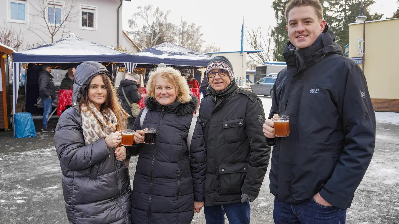 Der Sternenmarkt in St. Georgen war auch in diesem Jahr eine gern besuchte Veranstaltung.  (Foto: Stefan Dörfler )