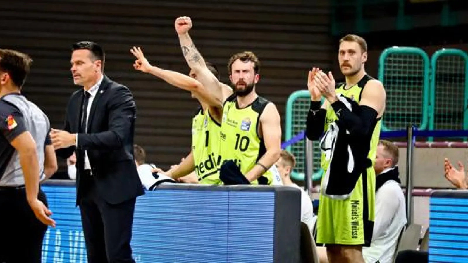 Großer Jubel: Bastian Doreth &amp; Co. setzten sich gegen Hamburg durch. (Foto: Thorsten Ochs)