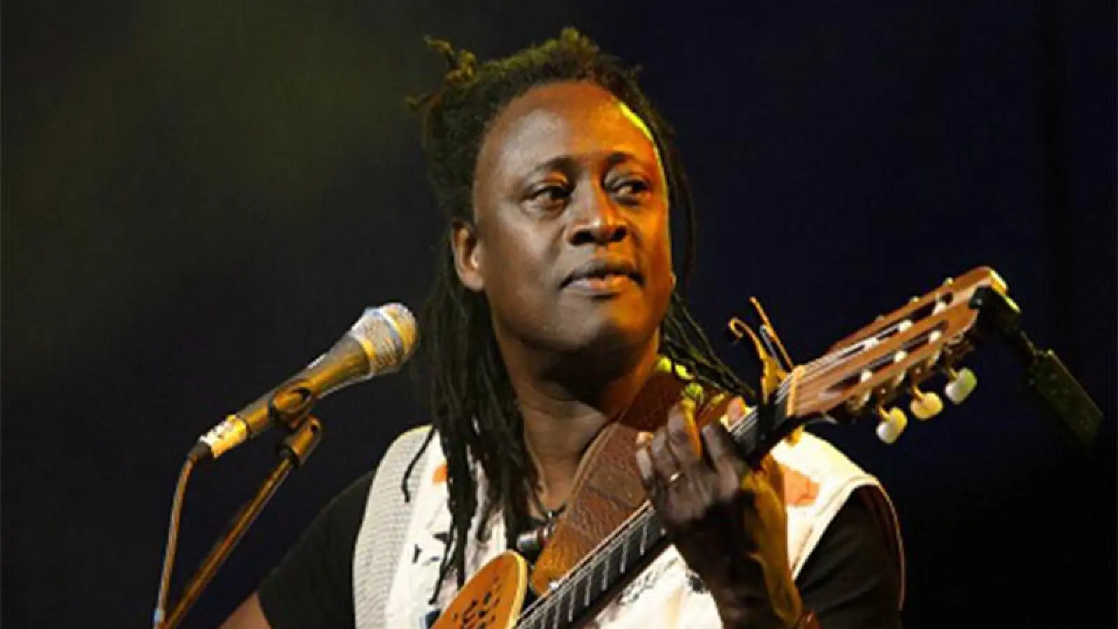 Einer der großen Stars der afrikanischen Weltmusik zu Besuch (Foto: red)
