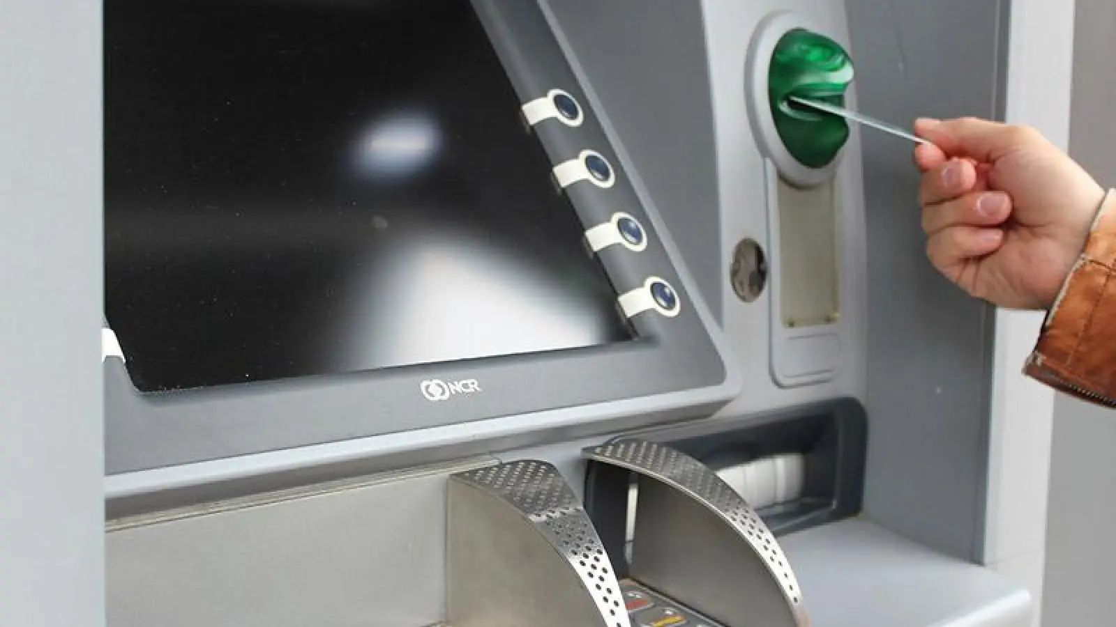 Polizei in Oberfranken: Unbekannte sprengen Geldautomat (Foto: red)