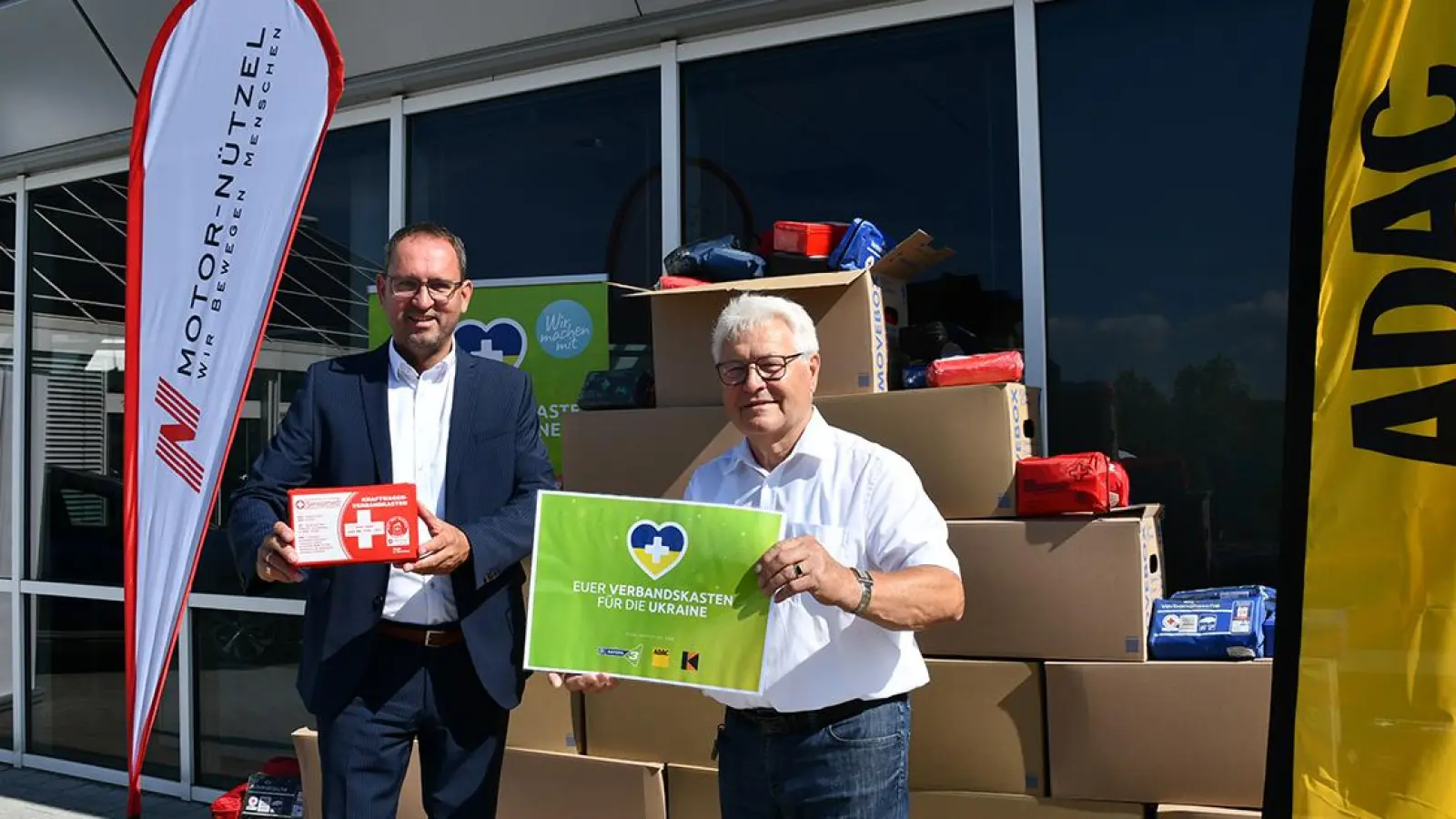 Motor-Nützel in Bayreuth übergibt Großspende an ADAC (Foto: ADAC Nordbayern)