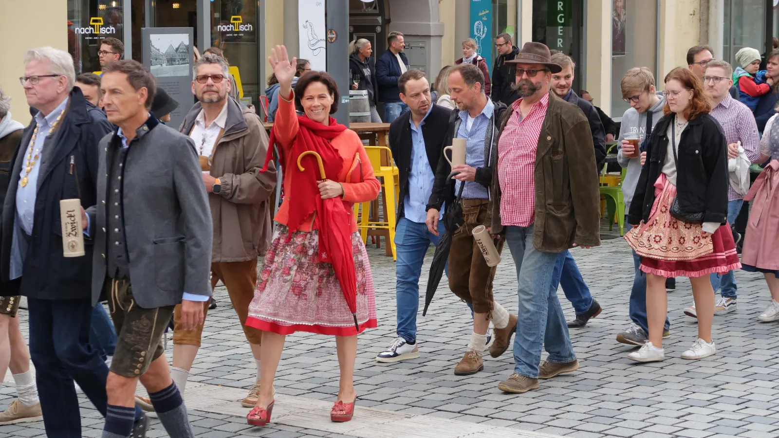 Das Bayreuther Volksfest startete auch in diesem Jahr mit dem traditionellen Festumzug.  (Foto: Dörfler / Munzert)