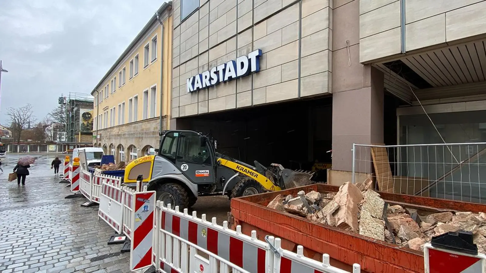 Karstadt in Bayreuth: Rewe plant weiter Supermarkt. (Foto: Lenkeit)
